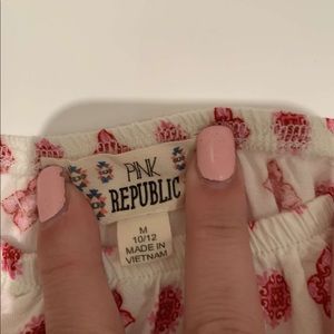 Kids M,  Pink Republic red and white shirt